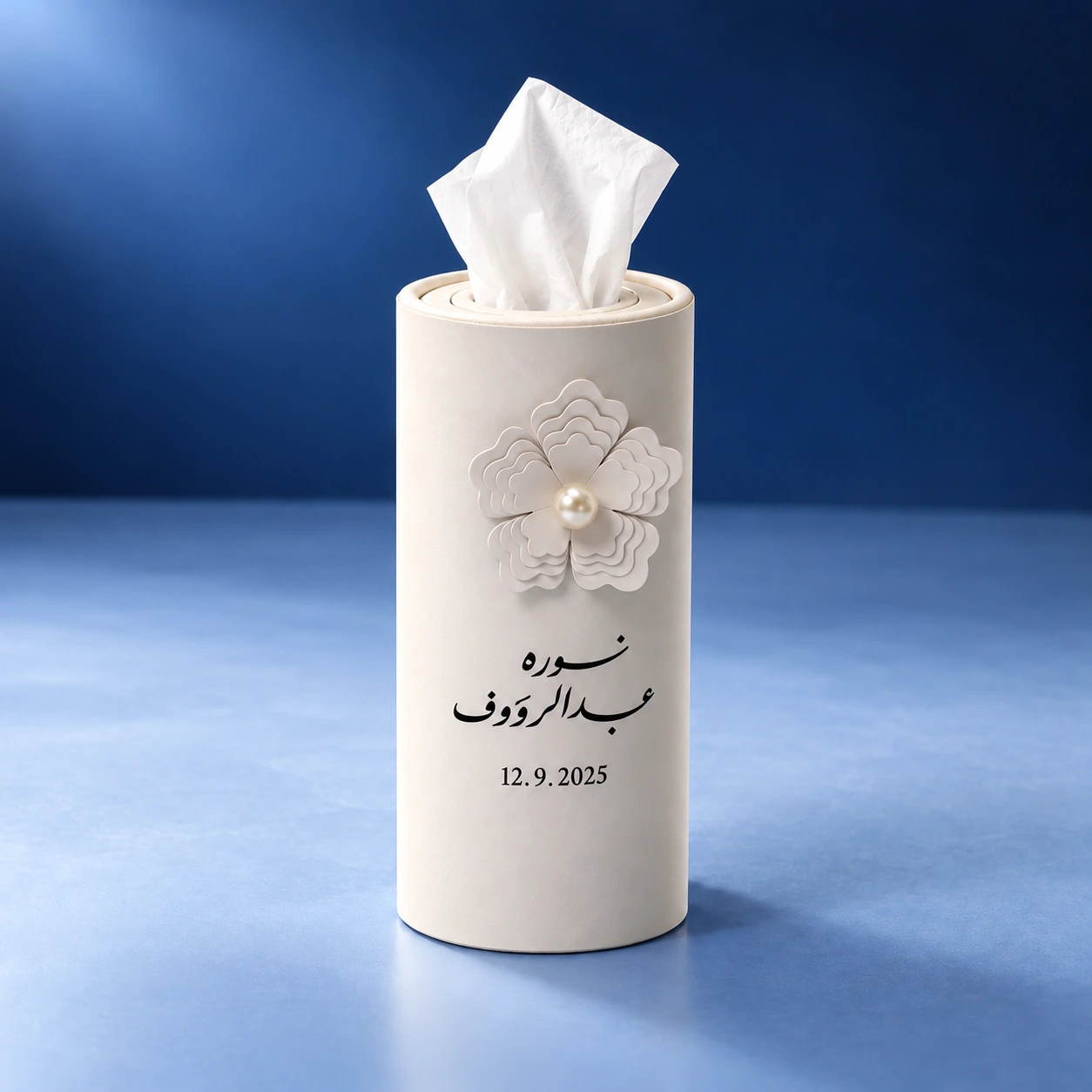 Cylindrical tissue holder